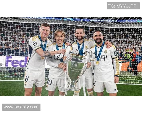 皇家马德里在欧冠赛场上继续保持不败，晋级淘汰赛将面对拜仁慕尼黑